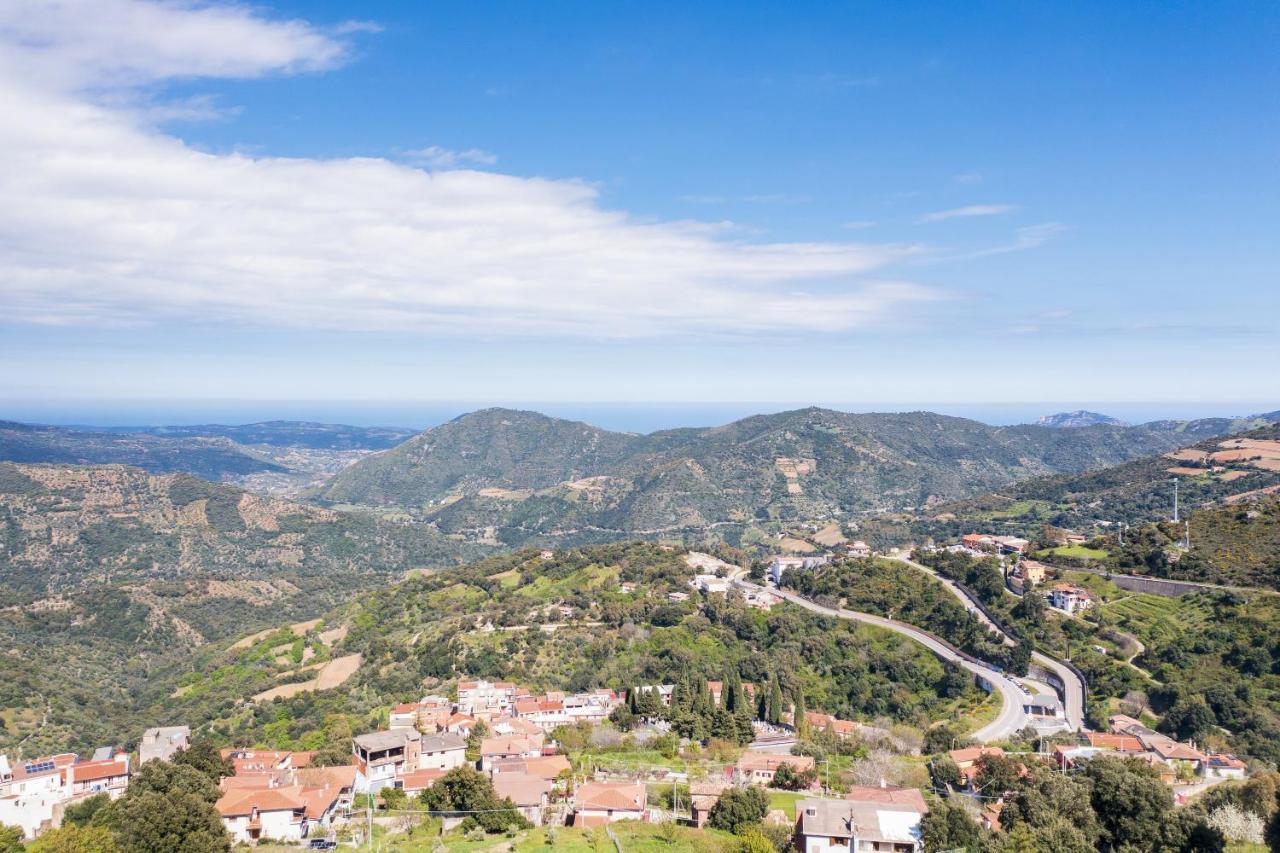 Casa Jerzu S'Essia De Su Santu Villa Buitenkant foto