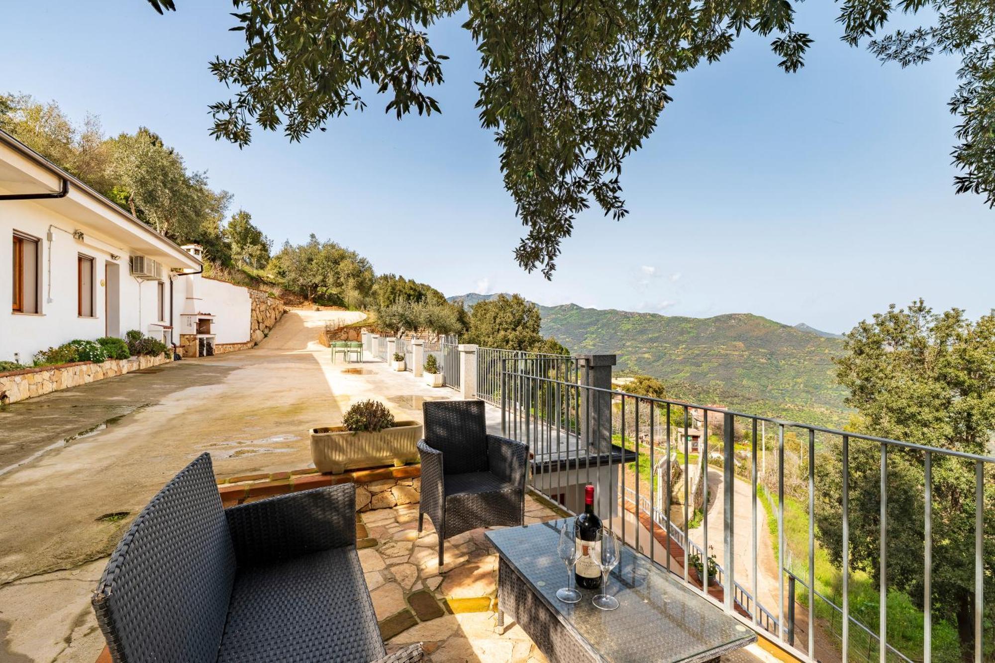 Casa Jerzu S'Essia De Su Santu Villa Buitenkant foto