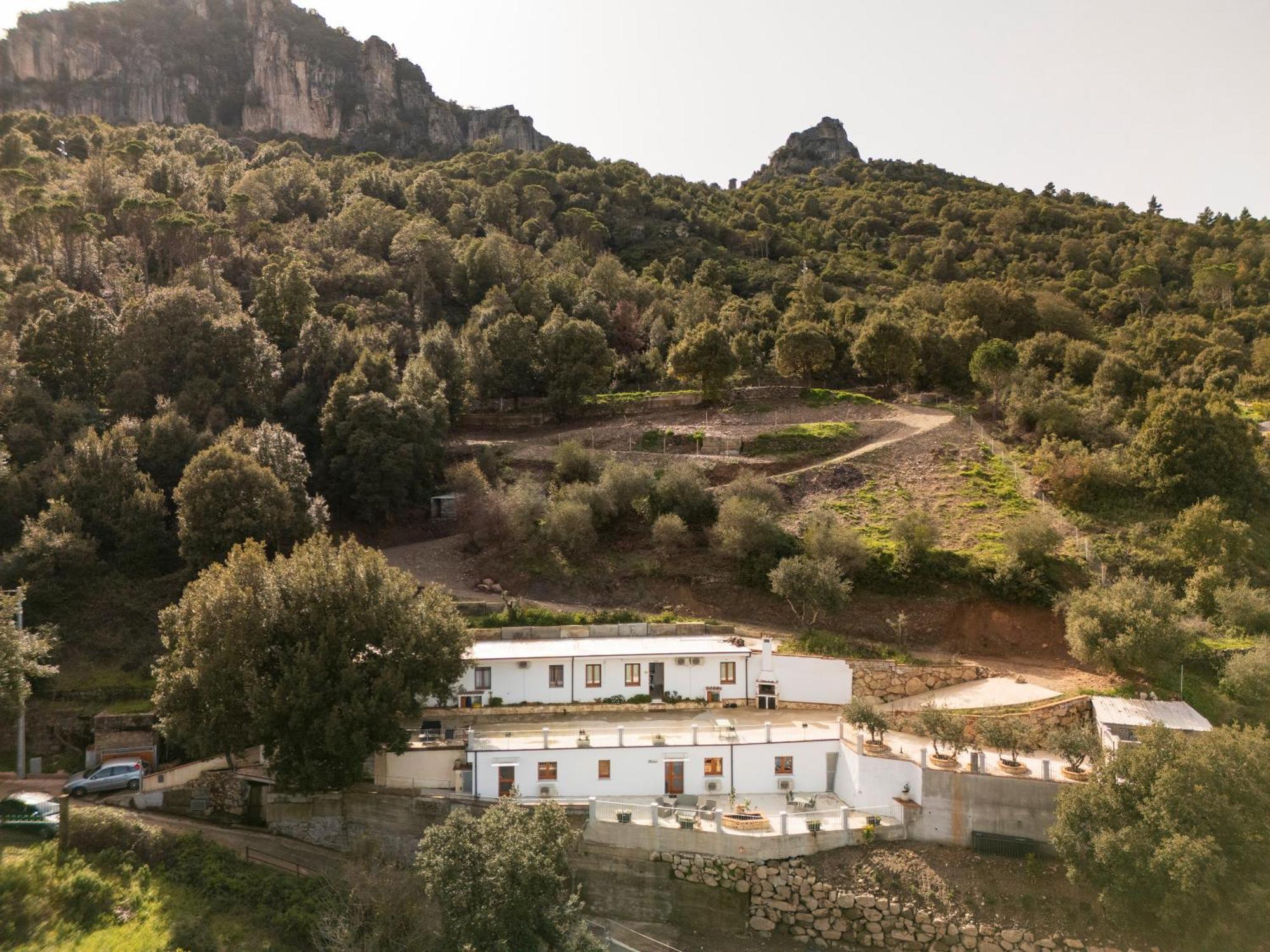 Casa Jerzu S'Essia De Su Santu Villa Buitenkant foto